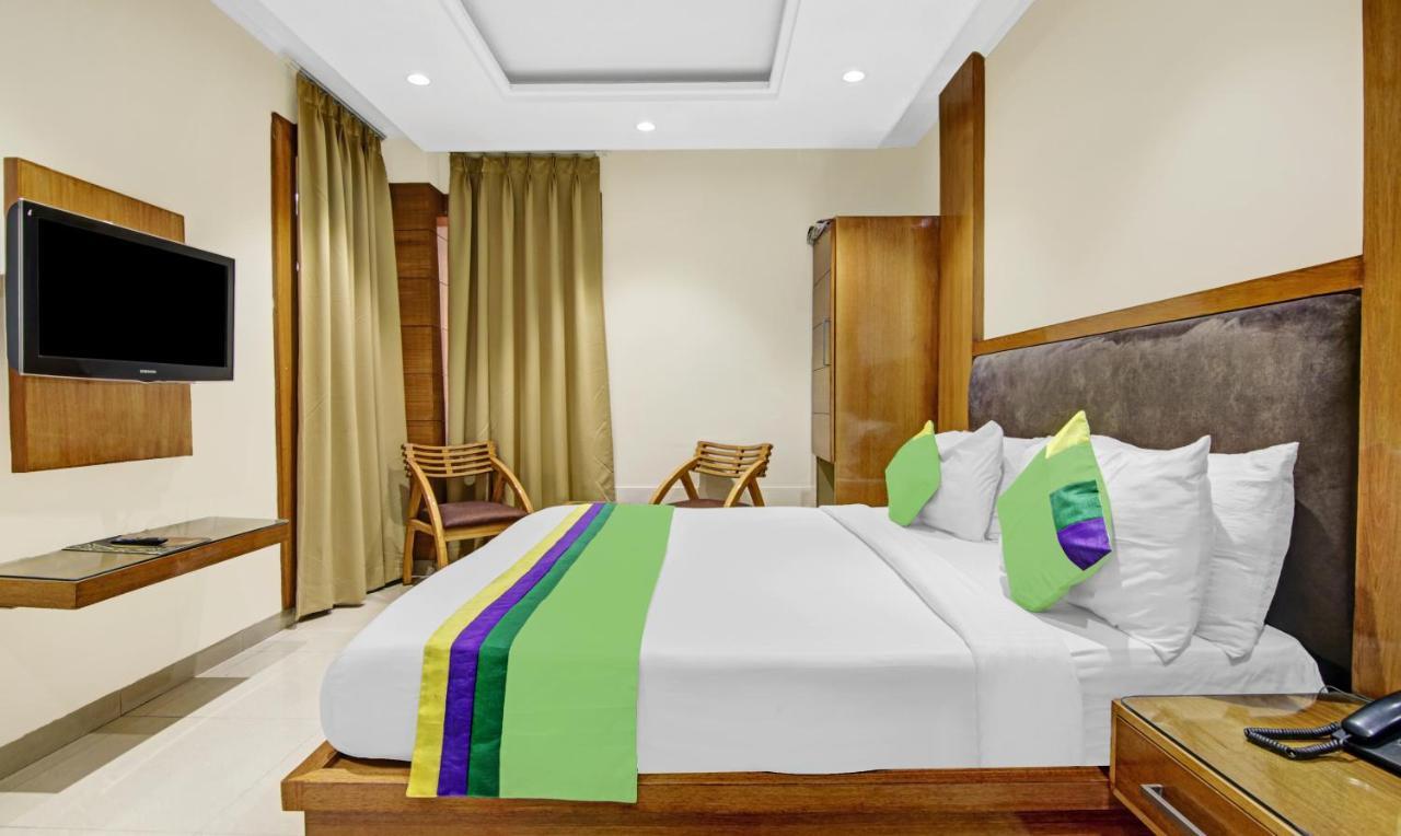 Hotel Fortuner, Karol Bagh, New Delhi Buitenkant foto