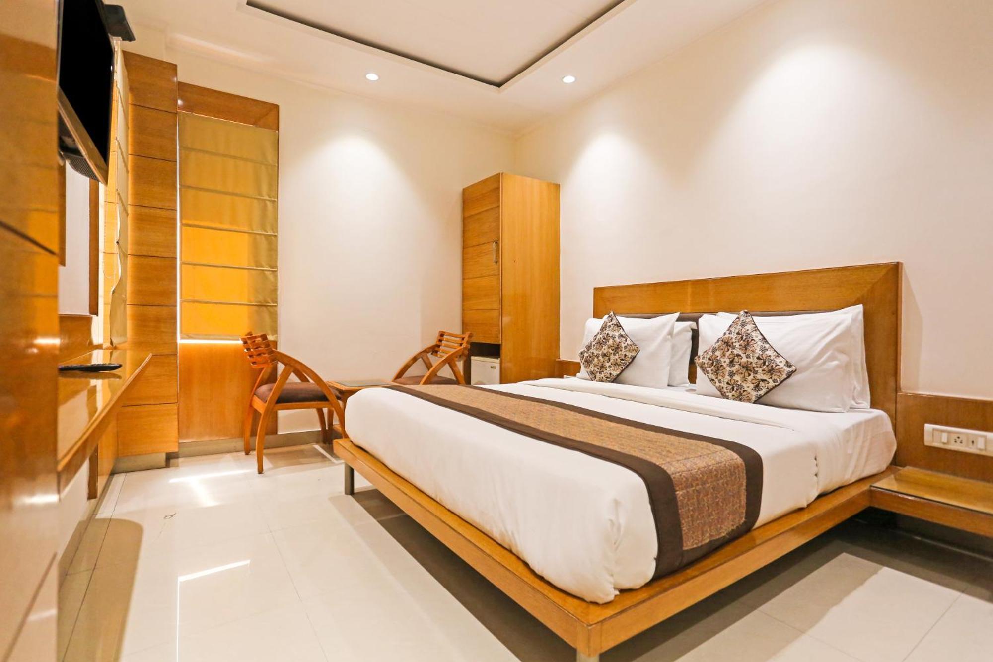 Hotel Fortuner, Karol Bagh, New Delhi Buitenkant foto