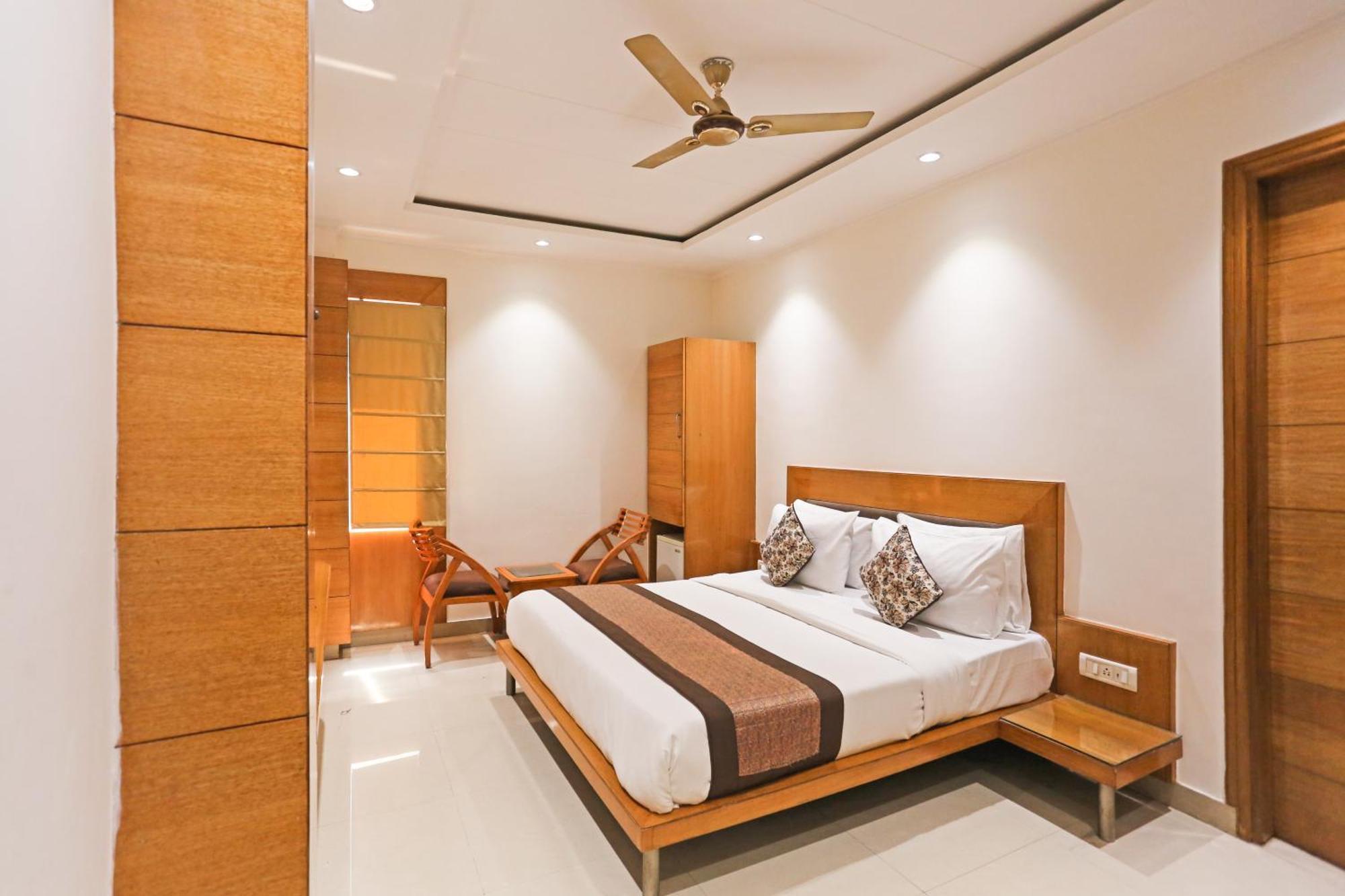 Hotel Fortuner, Karol Bagh, New Delhi Buitenkant foto