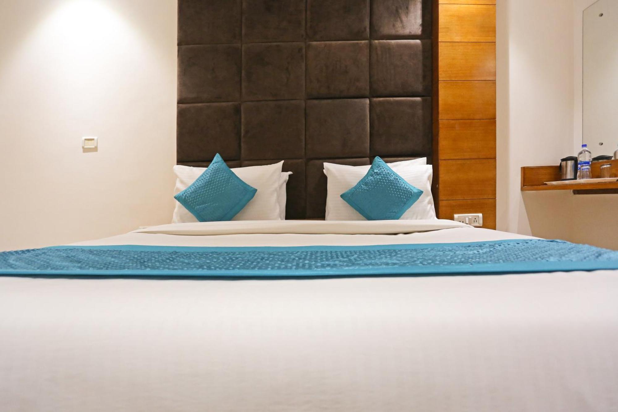 Hotel Fortuner, Karol Bagh, New Delhi Buitenkant foto