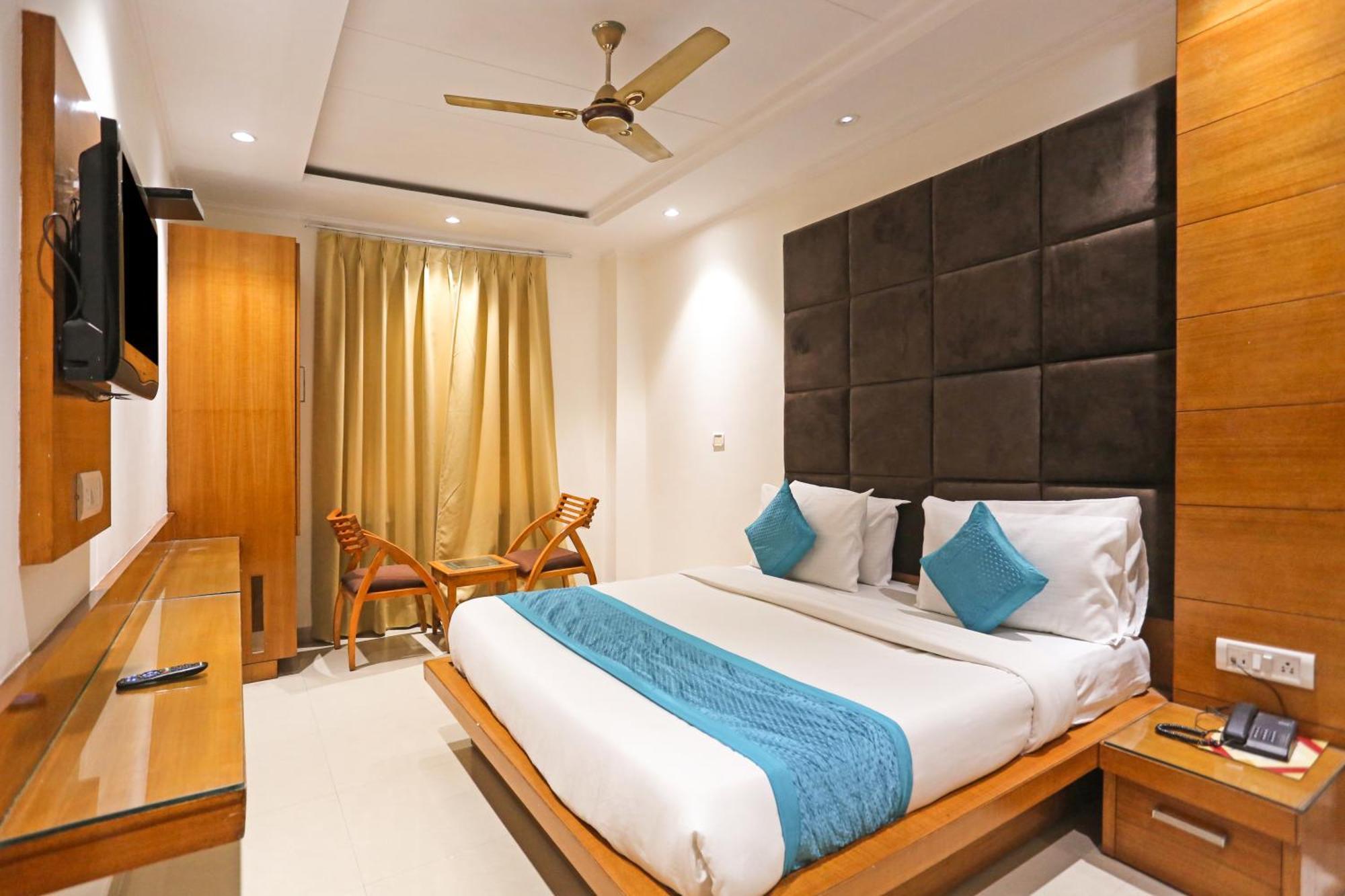 Hotel Fortuner, Karol Bagh, New Delhi Buitenkant foto
