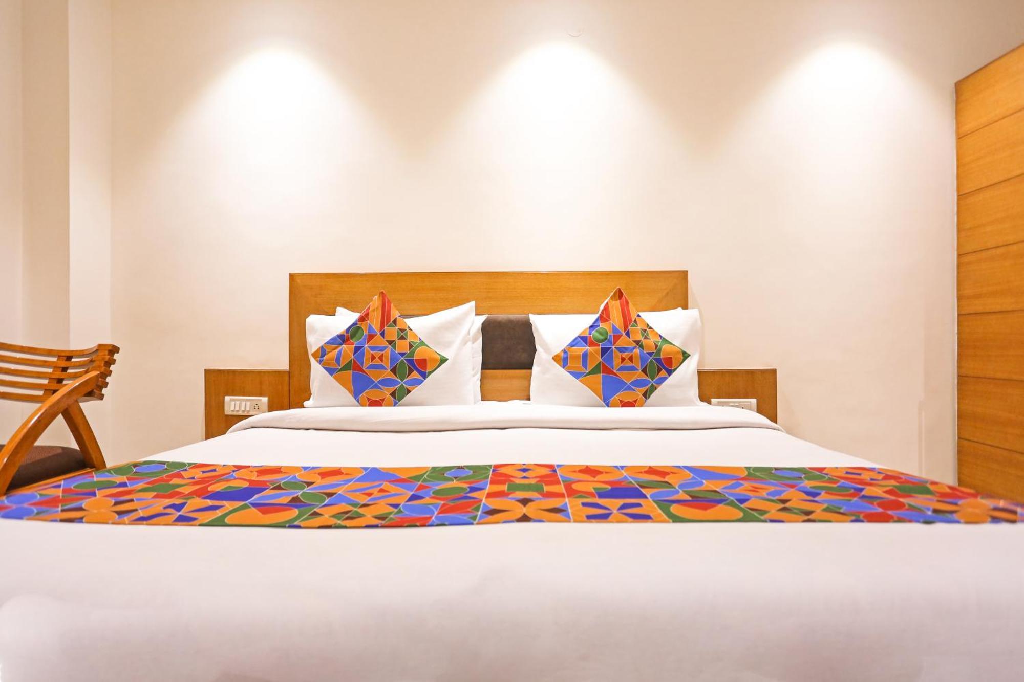Hotel Fortuner, Karol Bagh, New Delhi Buitenkant foto