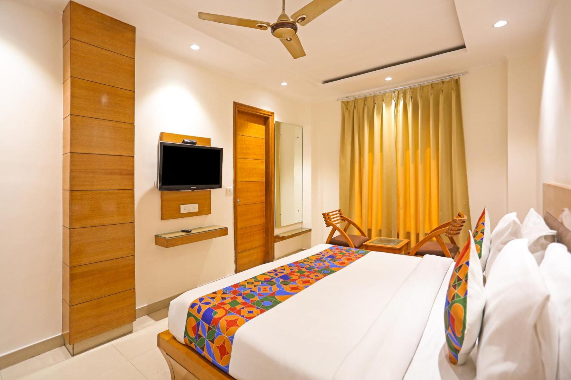 Hotel Fortuner, Karol Bagh, New Delhi Buitenkant foto