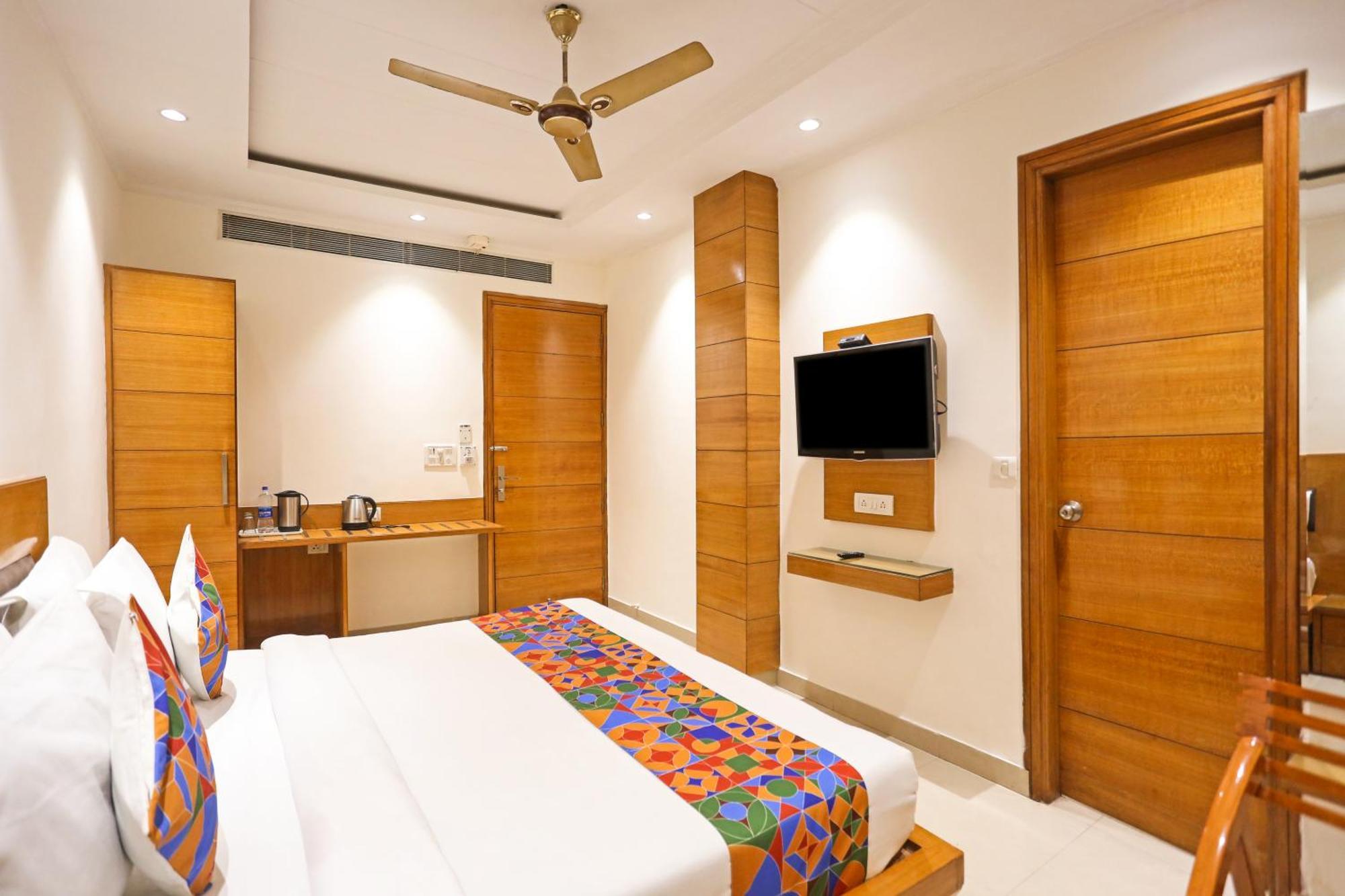 Hotel Fortuner, Karol Bagh, New Delhi Buitenkant foto